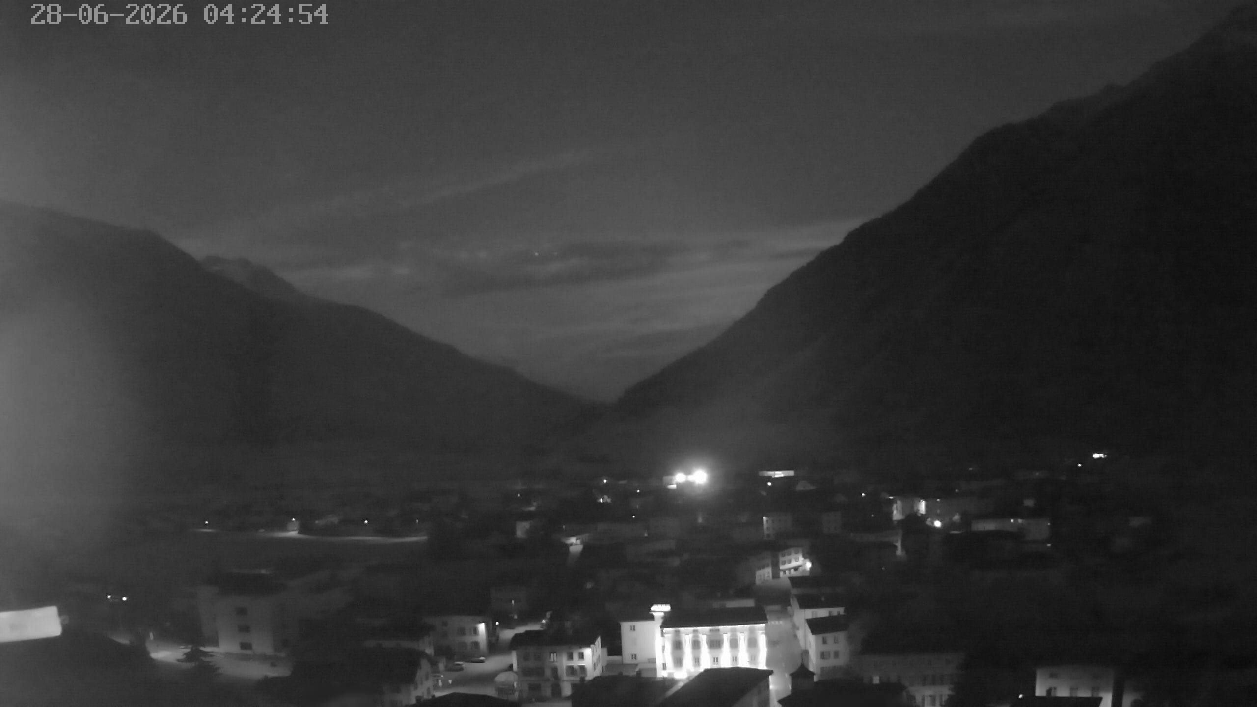 Archiv Foto Webcam Zernez - Oberengadin