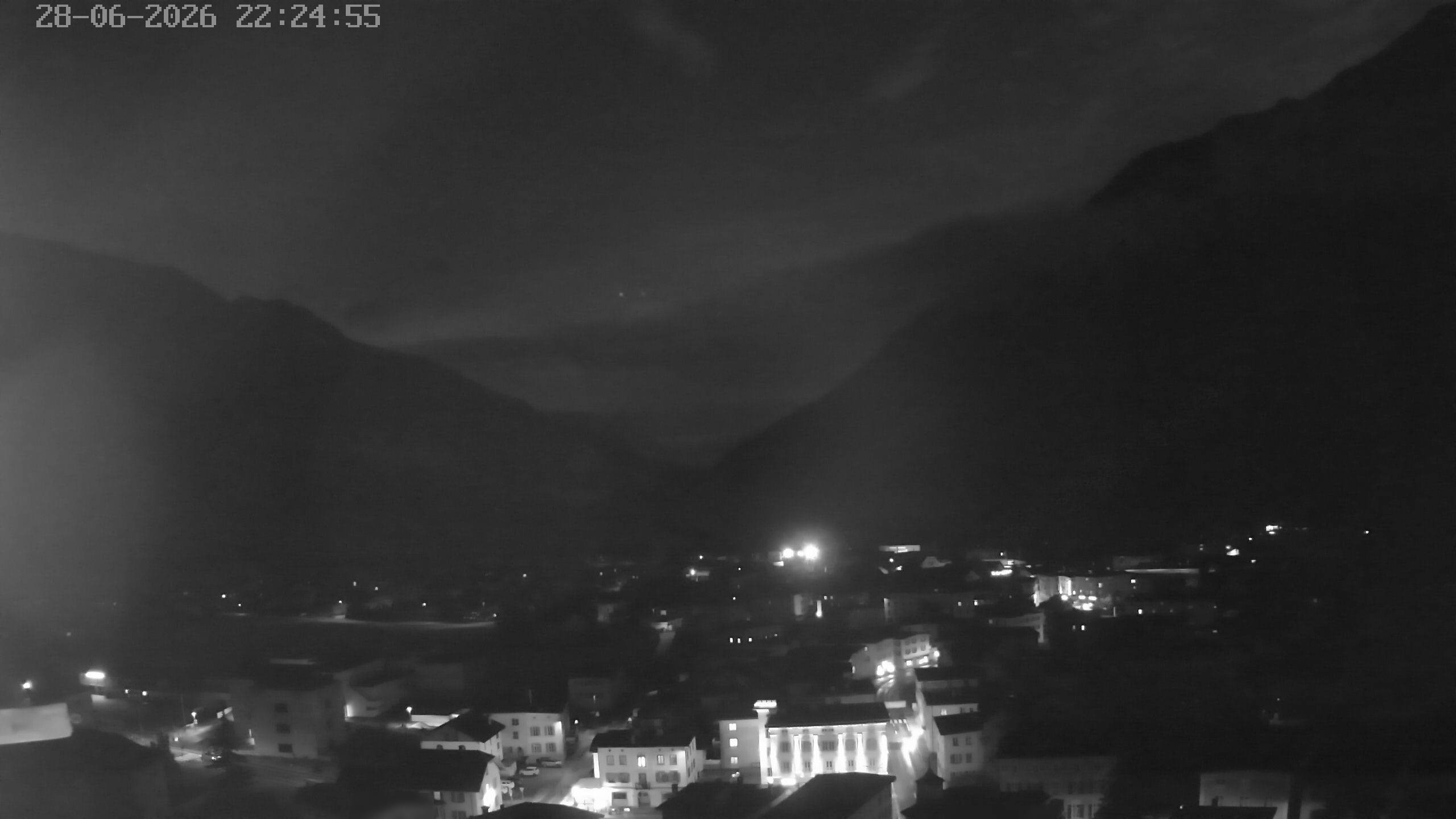 Archiv Foto Webcam Zernez - Oberengadin