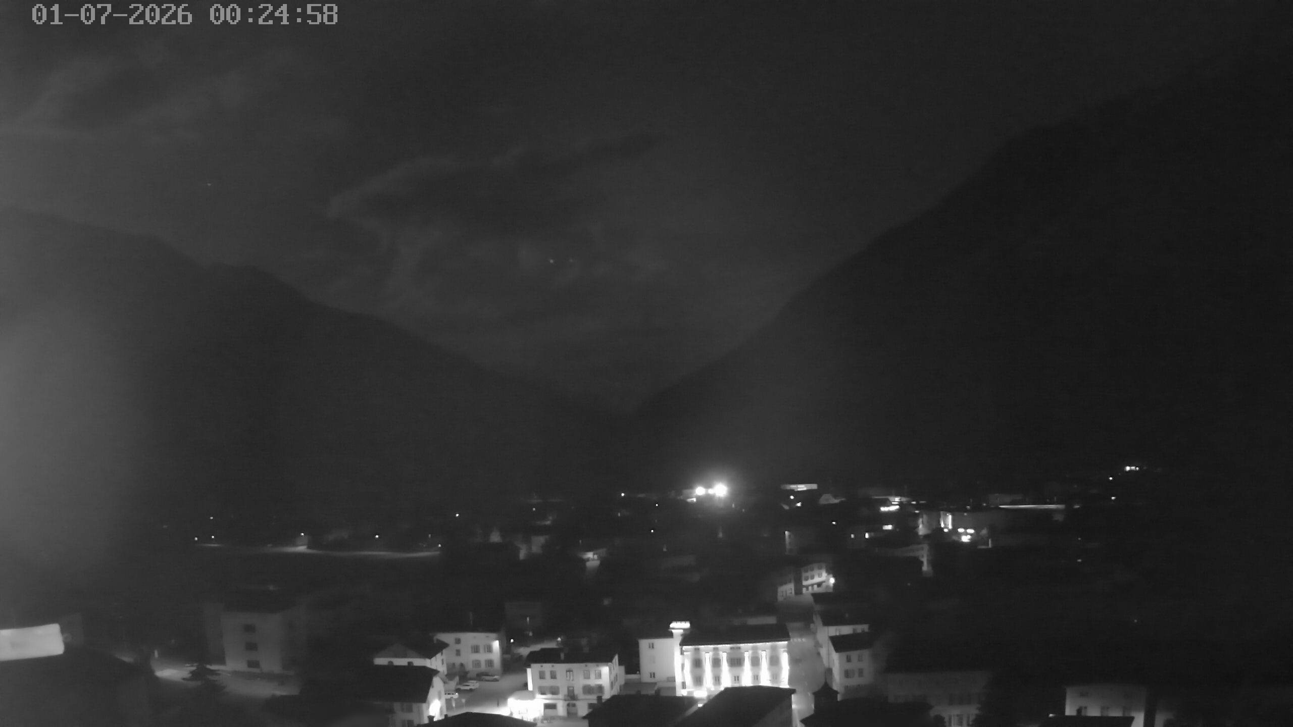 Archiv Foto Webcam Zernez - Oberengadin