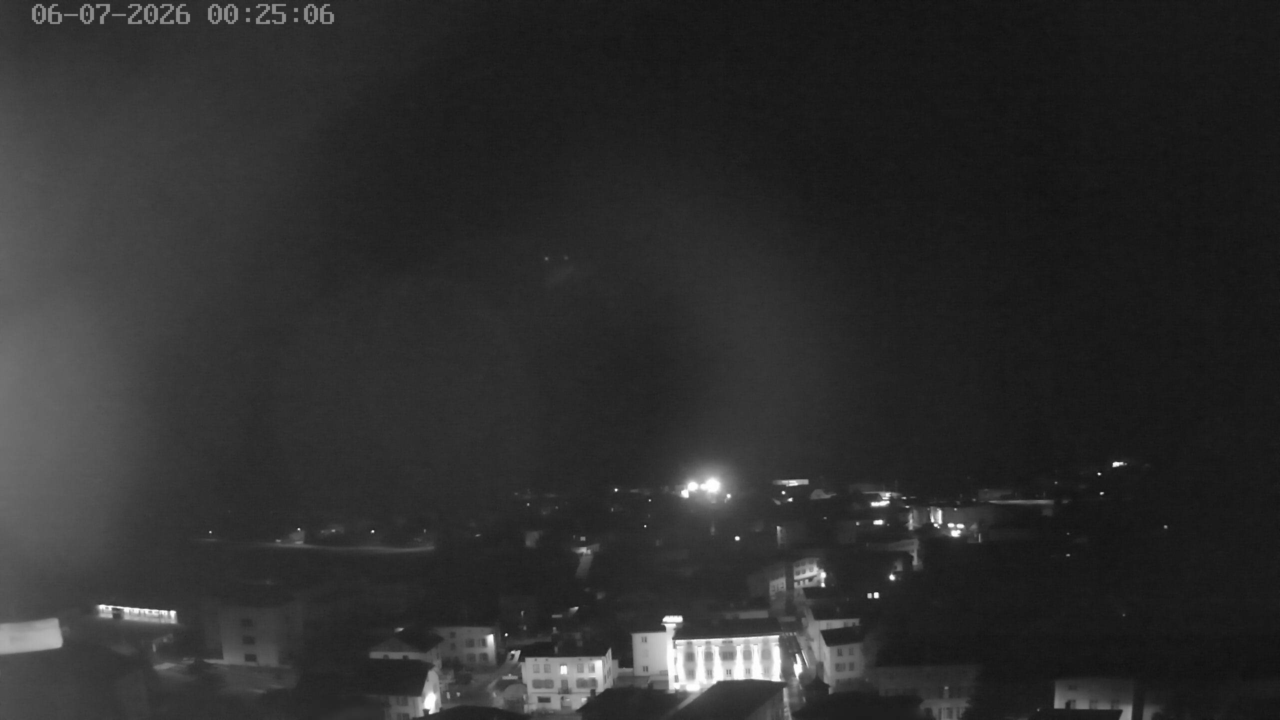 Archiv Foto Webcam Zernez - Oberengadin
