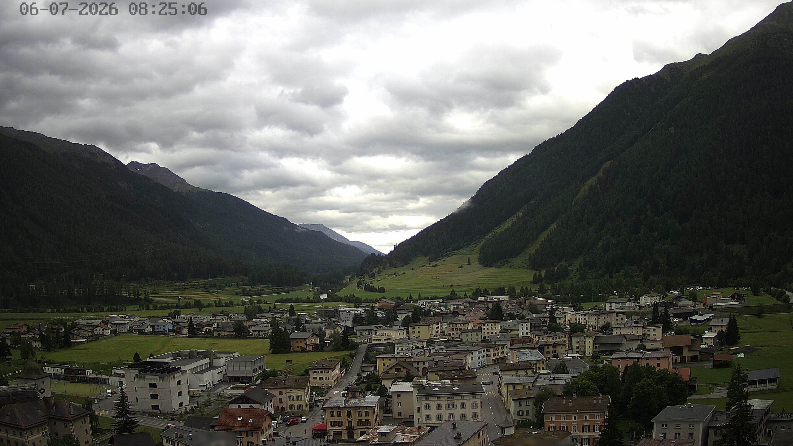 Archiv Foto Webcam Zernez - Oberengadin