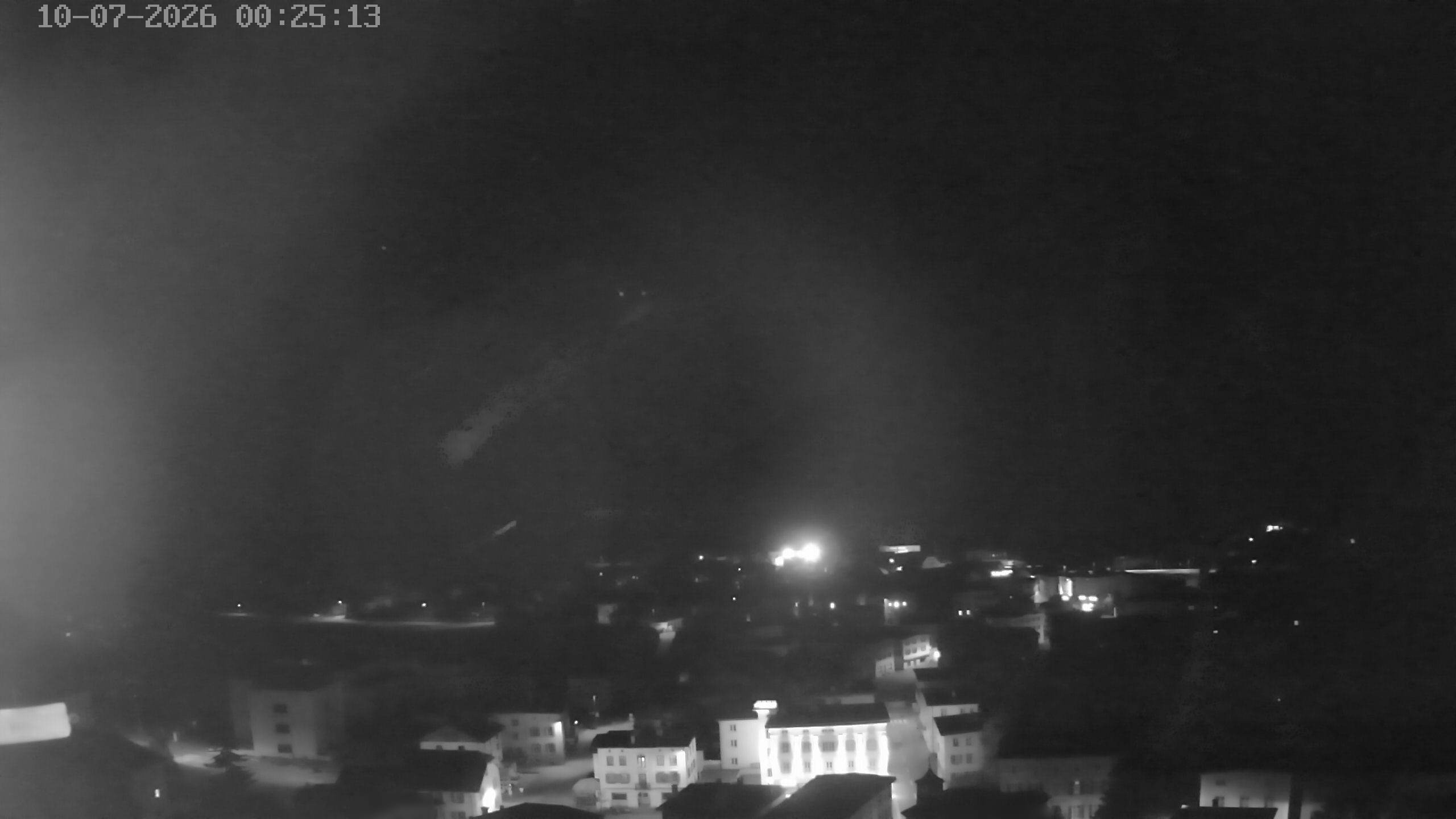 Archiv Foto Webcam Zernez - Oberengadin