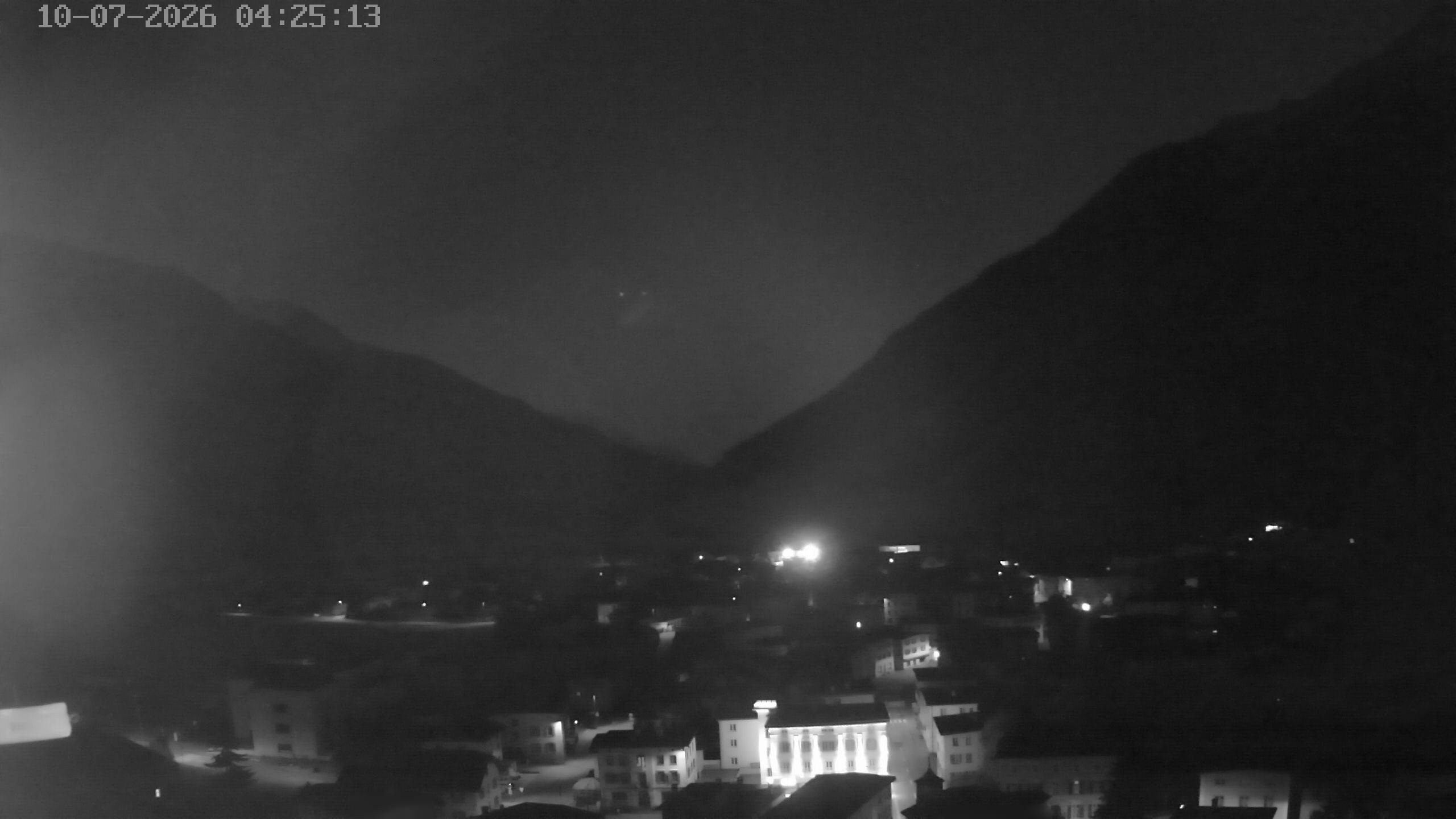 Archiv Foto Webcam Zernez - Oberengadin