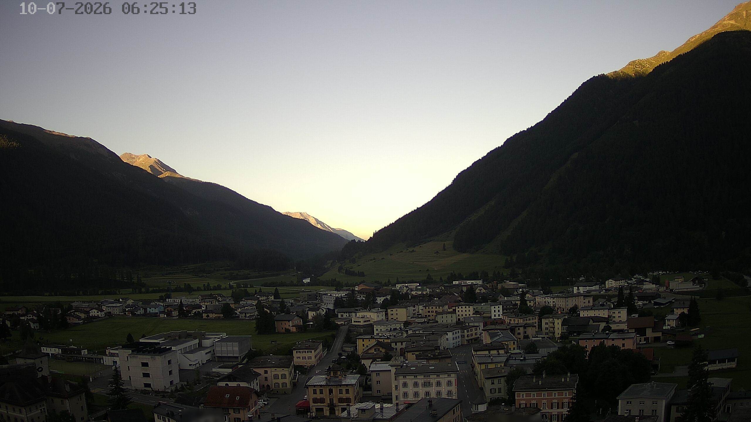 Archiv Foto Webcam Zernez - Oberengadin