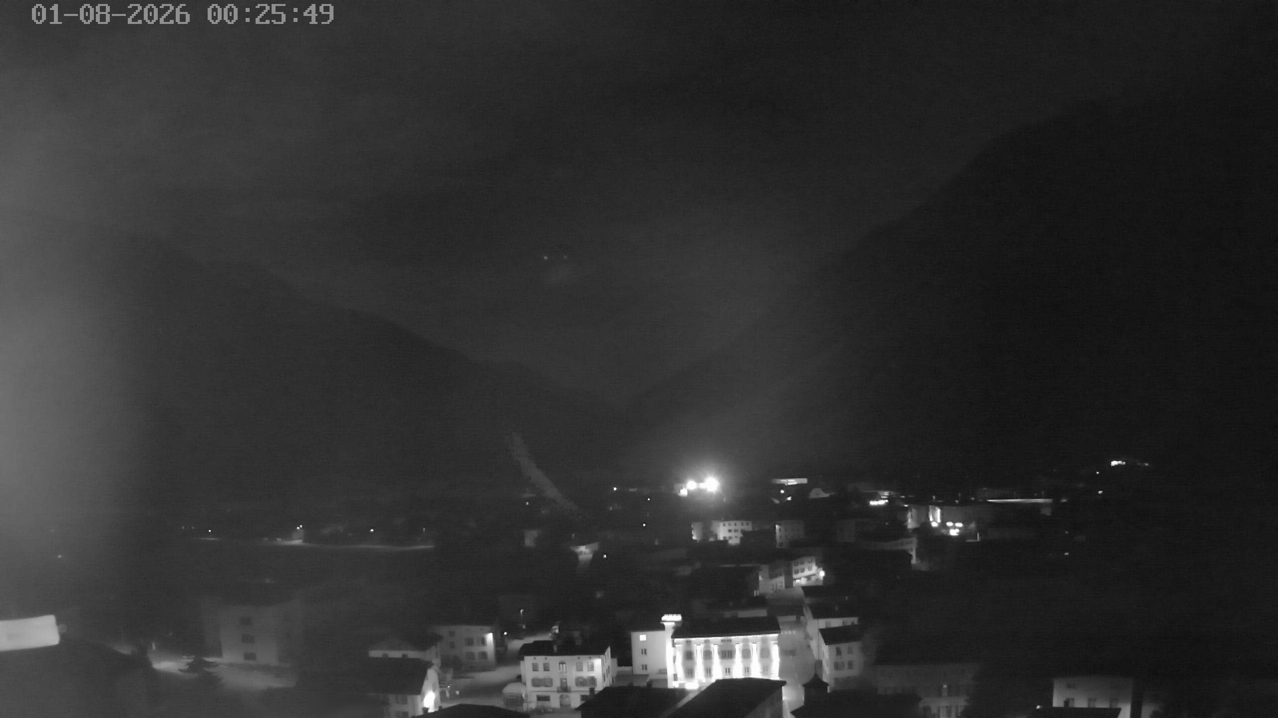 Archiv Foto Webcam Zernez - Oberengadin