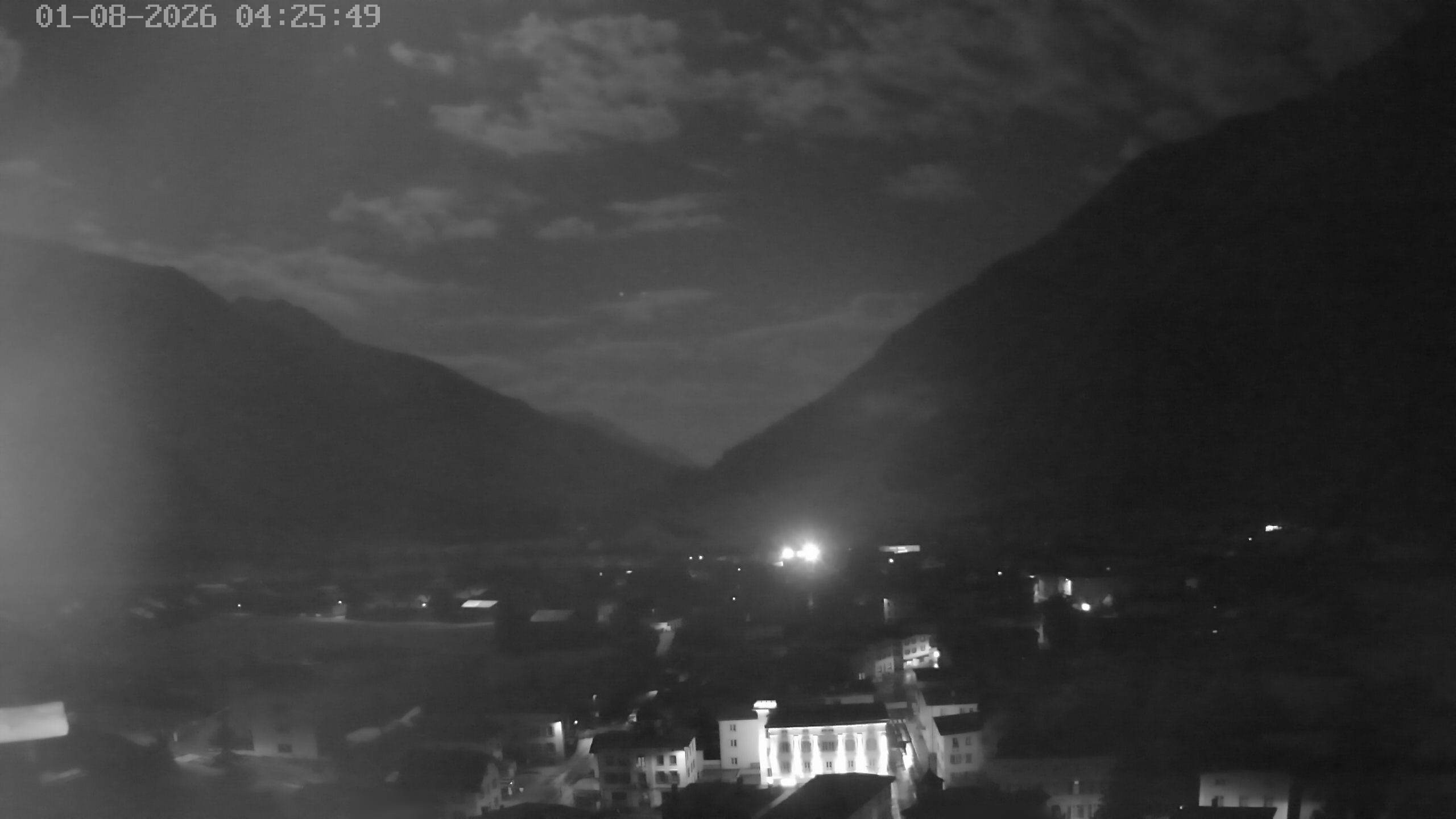 Archiv Foto Webcam Zernez - Oberengadin