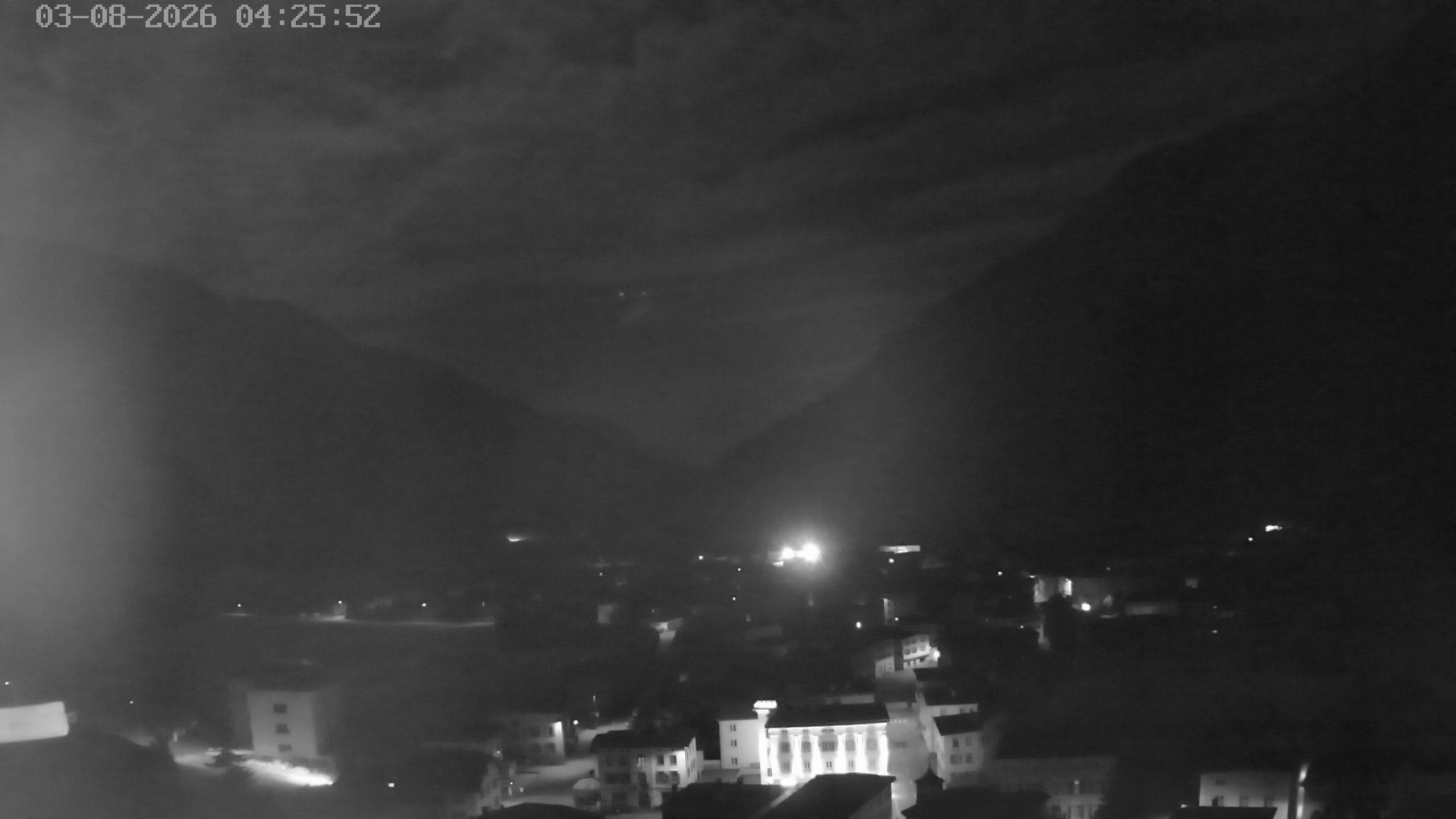 Archiv Foto Webcam Zernez - Oberengadin