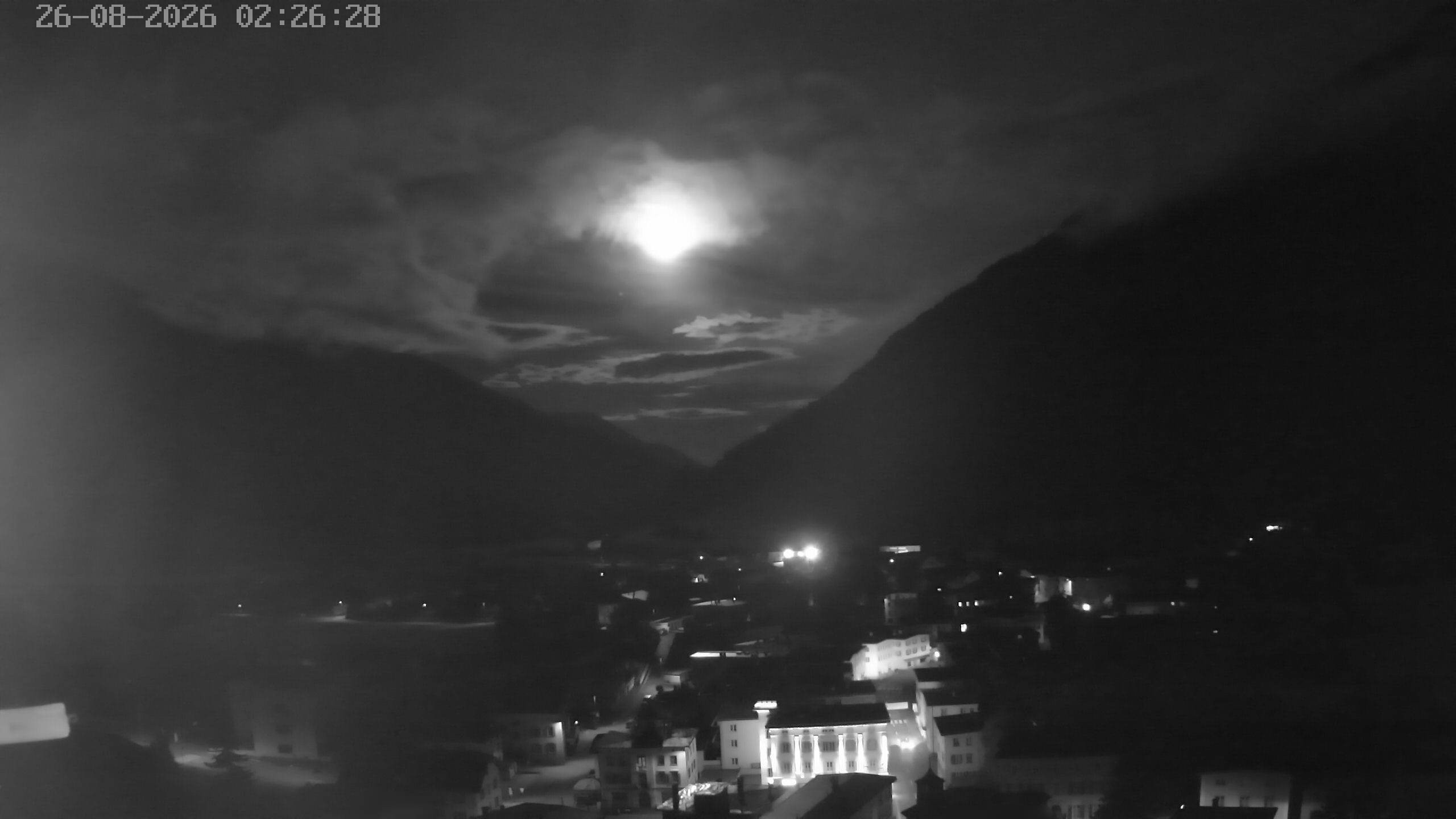 Archived image Webcam Zernez village