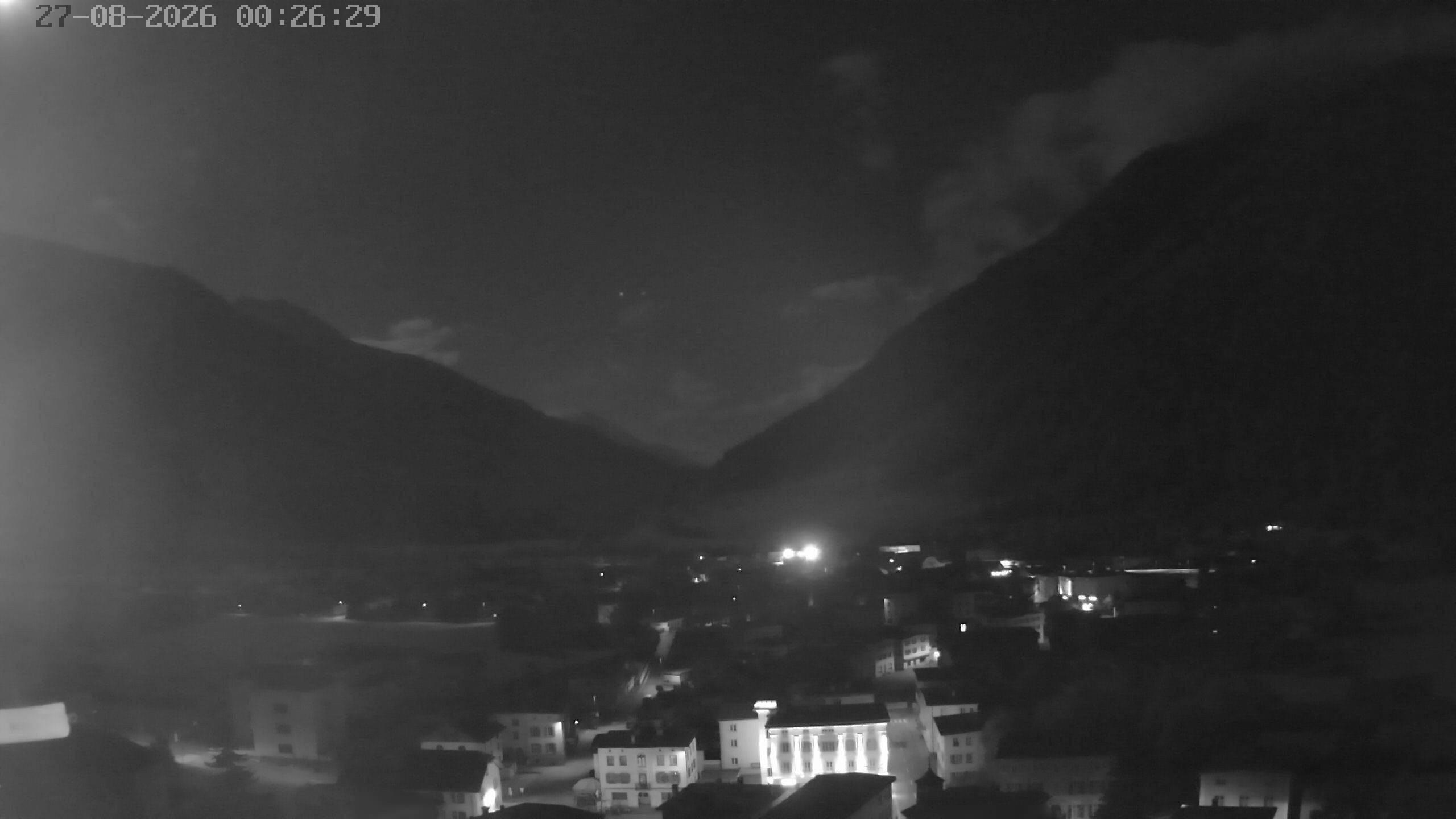 Archiv Foto Webcam Zernez - Oberengadin