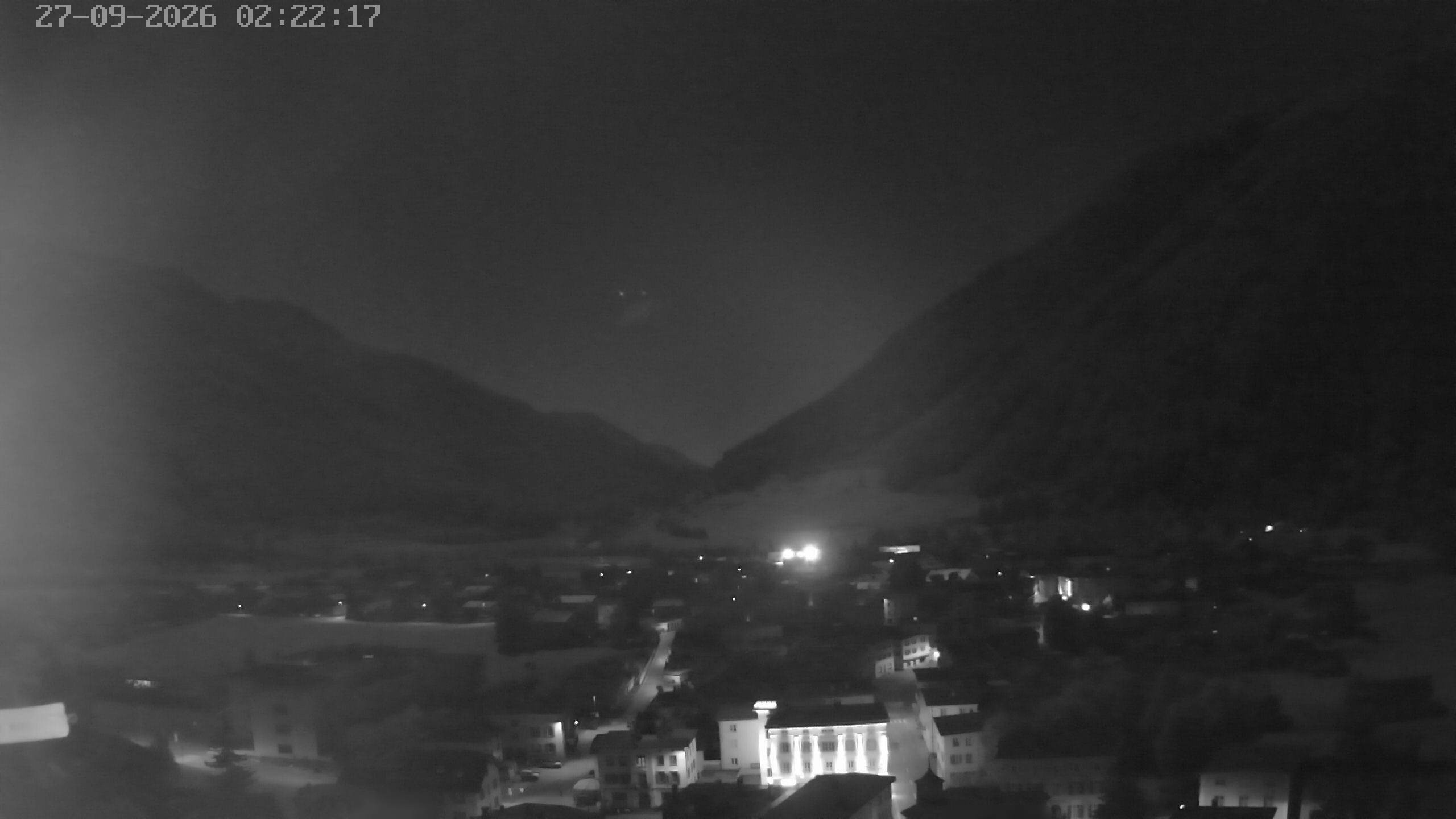 Archiv Foto Webcam Zernez - Oberengadin