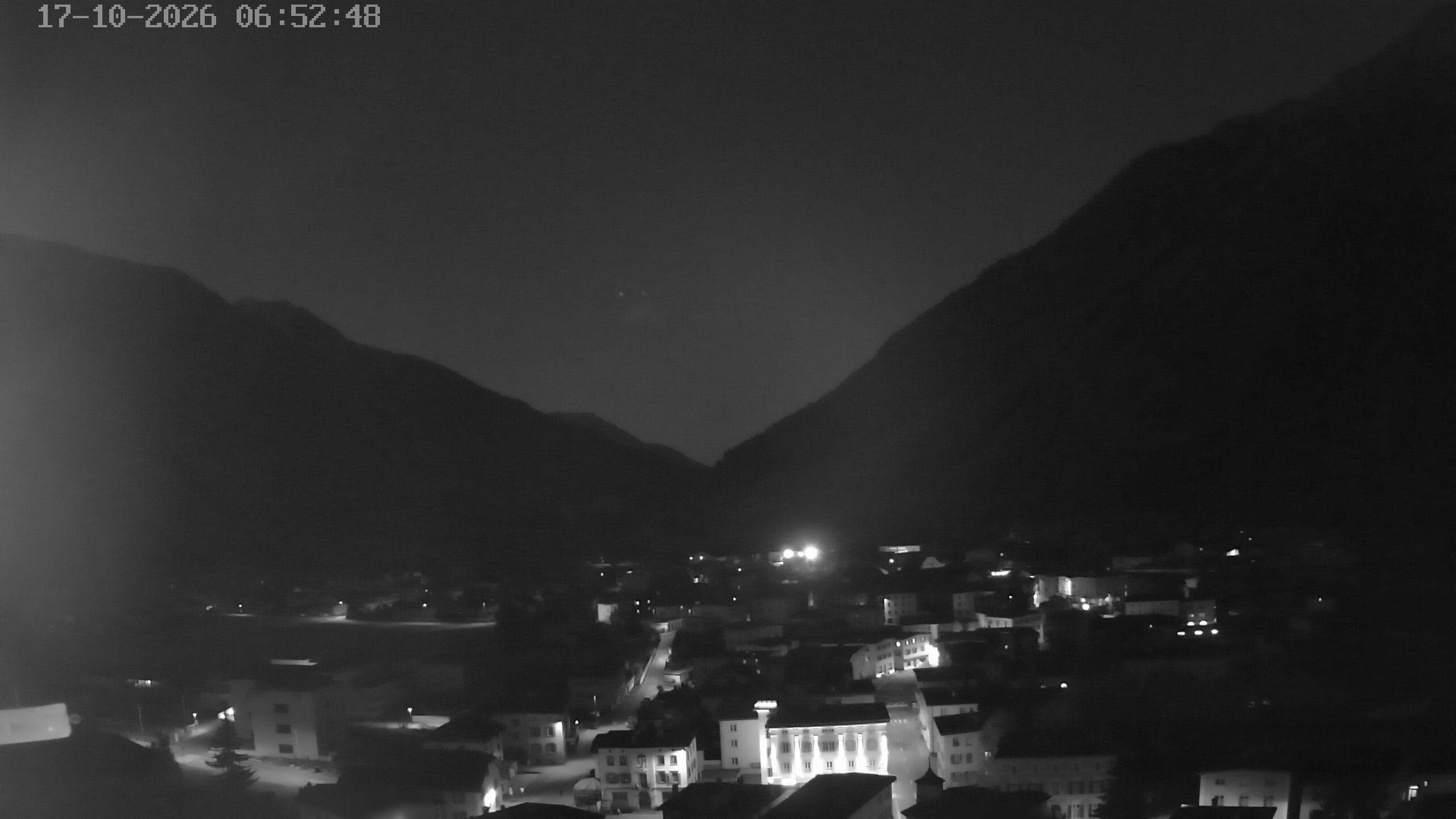 Archiv Foto Webcam Zernez - Oberengadin