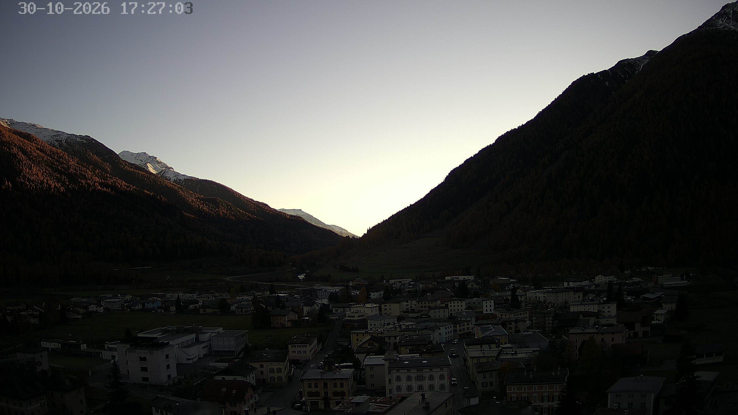 Archiv Foto Webcam Zernez - Oberengadin