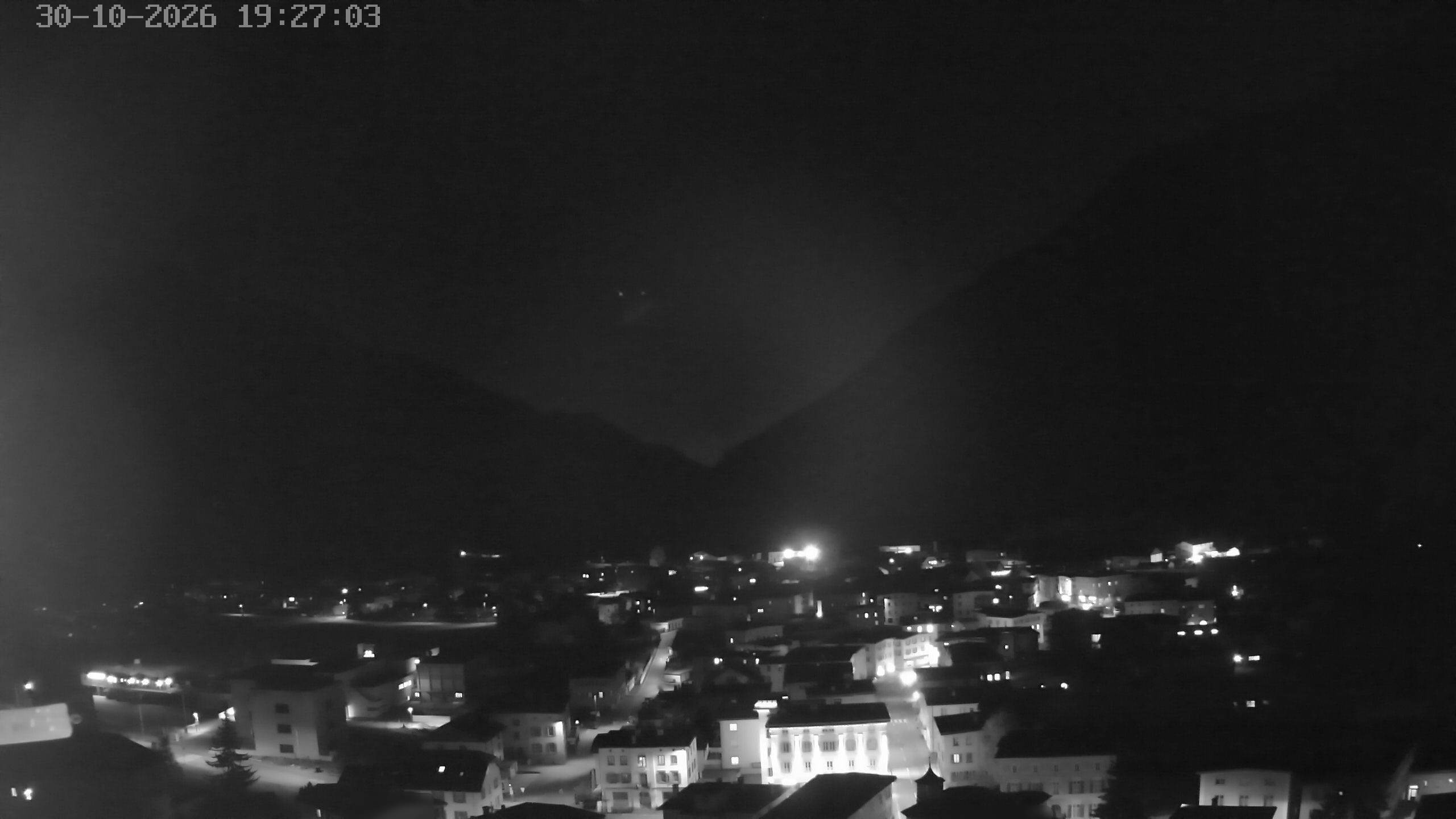 Archiv Foto Webcam Zernez - Oberengadin