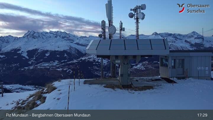 Archiv Foto Webcam Piz Mundaun, Obersaxen Val Lumnezia