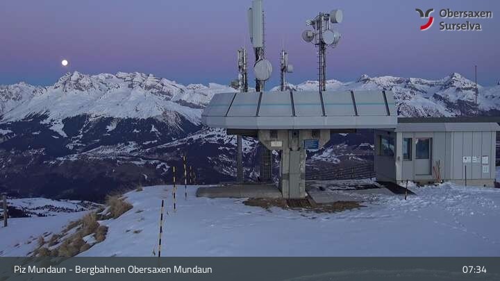Archiv Foto Webcam Piz Mundaun, Obersaxen Val Lumnezia