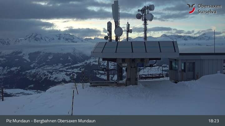 Archiv Foto Webcam Piz Mundaun, Obersaxen Val Lumnezia