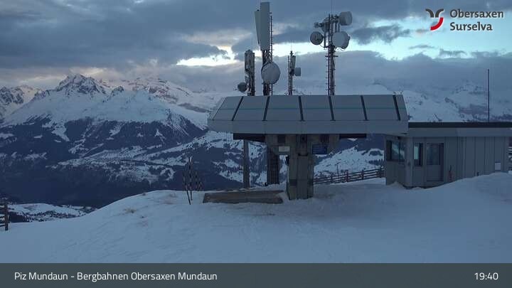 Archiv Foto Webcam Piz Mundaun, Obersaxen Val Lumnezia