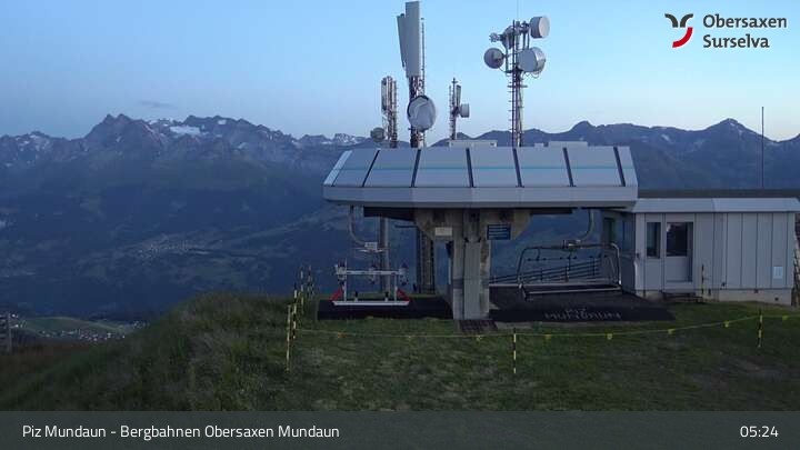 Archiv Foto Webcam Piz Mundaun, Obersaxen Val Lumnezia