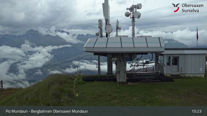 Archiv Foto Webcam Piz Mundaun, Obersaxen Val Lumnezia