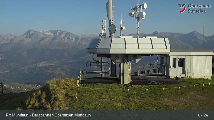 Archiv Foto Webcam Piz Mundaun, Obersaxen Val Lumnezia