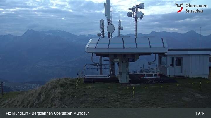 Archiv Foto Webcam Piz Mundaun, Obersaxen Val Lumnezia