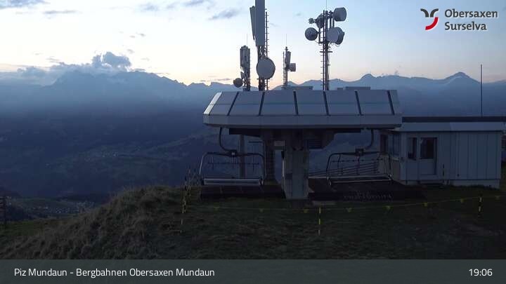 Archiv Foto Webcam Piz Mundaun, Obersaxen Val Lumnezia