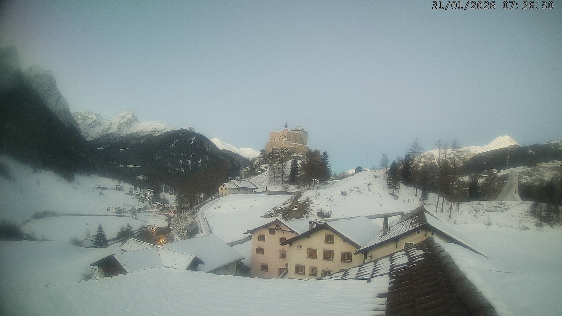 Archiv Foto Webcam Schloss Tarasp, Graubünden