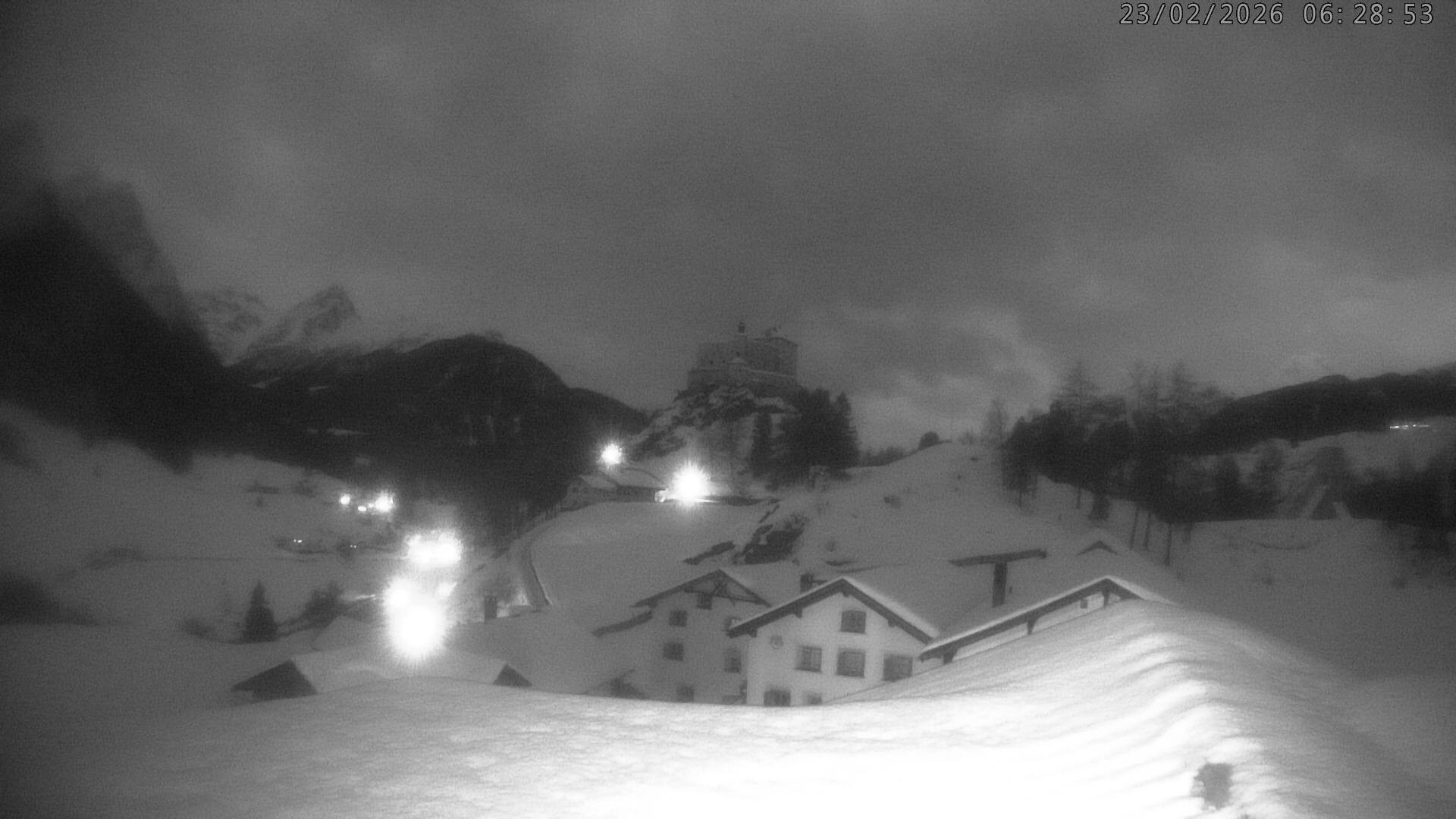 Archiv Foto Webcam Schloss Tarasp, Graubünden