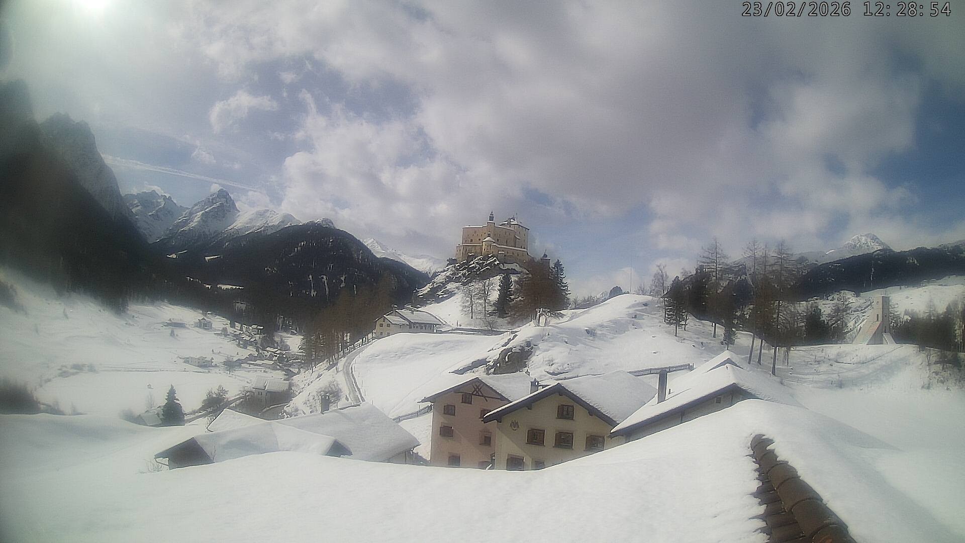 Archiv Foto Webcam Schloss Tarasp, Graubünden