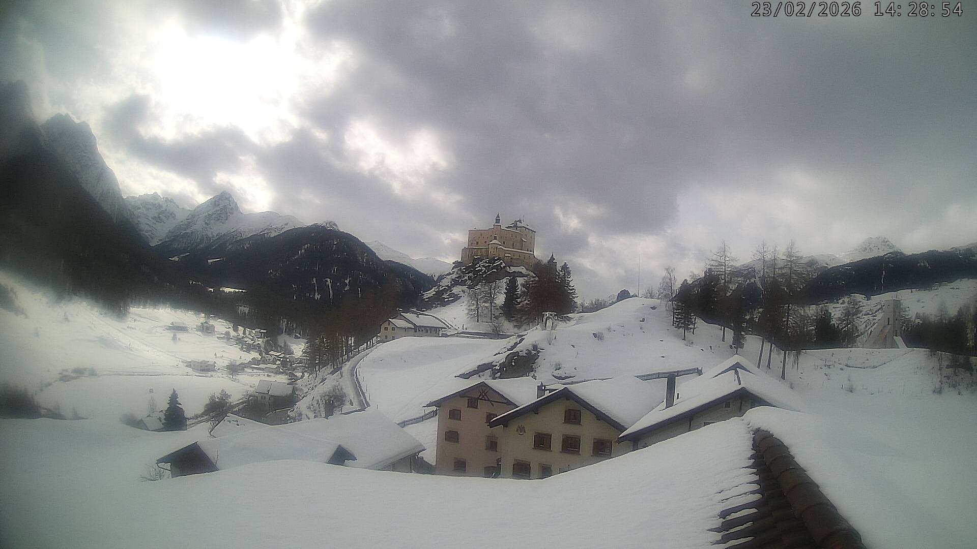 Archiv Foto Webcam Schloss Tarasp, Graubünden