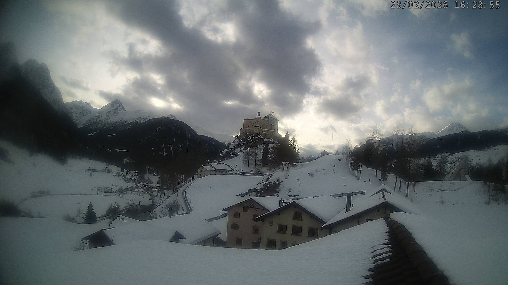 Archiv Foto Webcam Schloss Tarasp, Graubünden