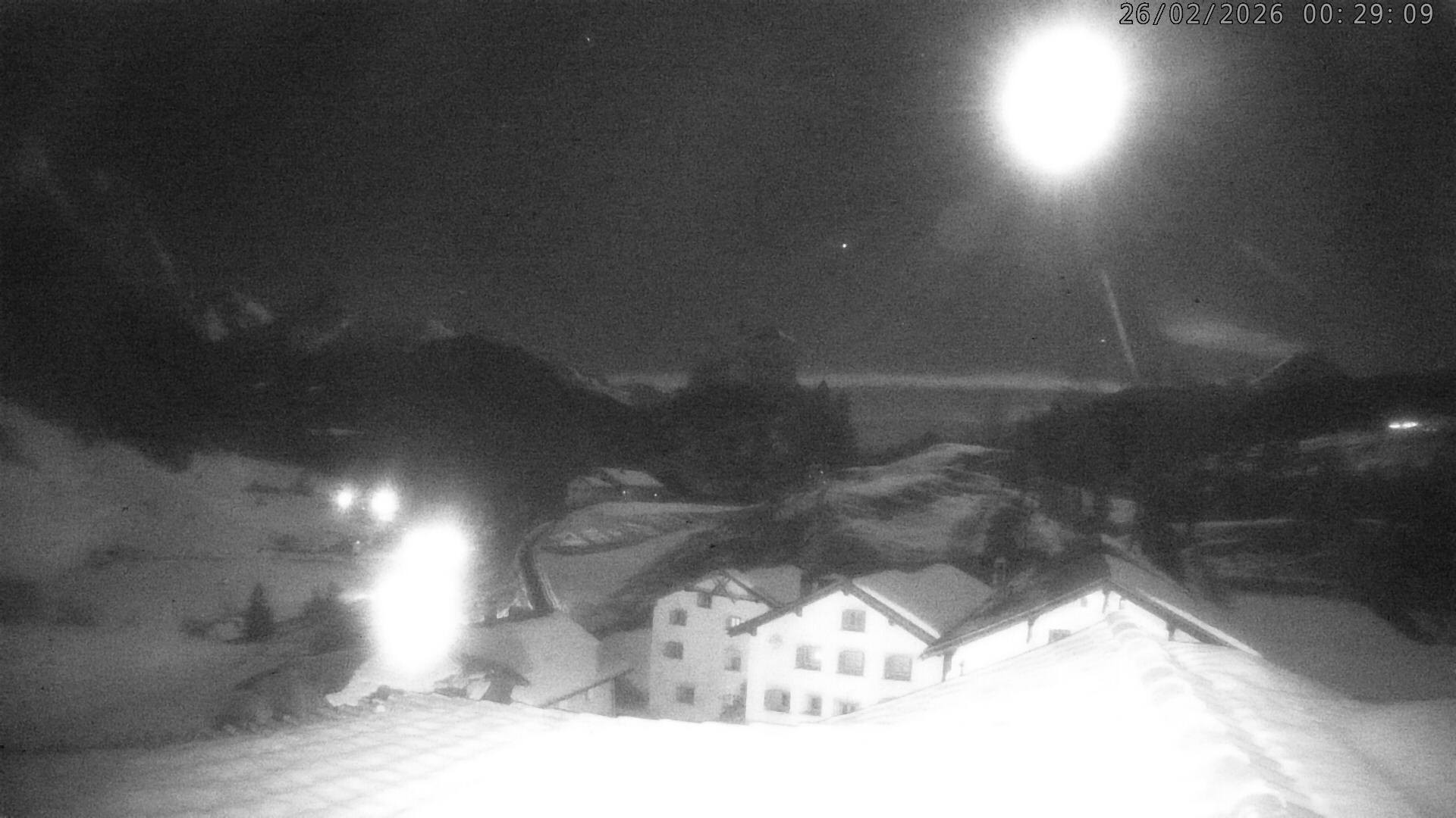 Archived image Webcam Tarasp Castle, Grisons
