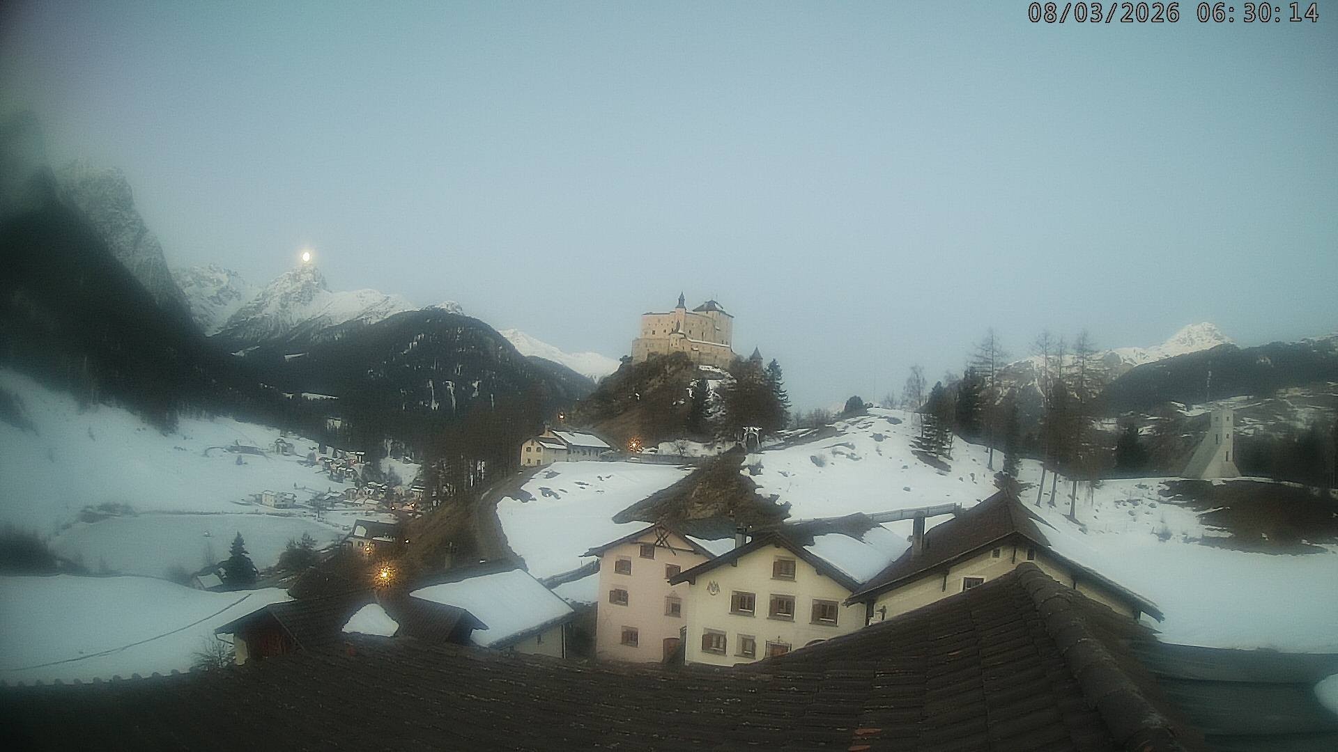 Archiv Foto Webcam Schloss Tarasp, Graubünden