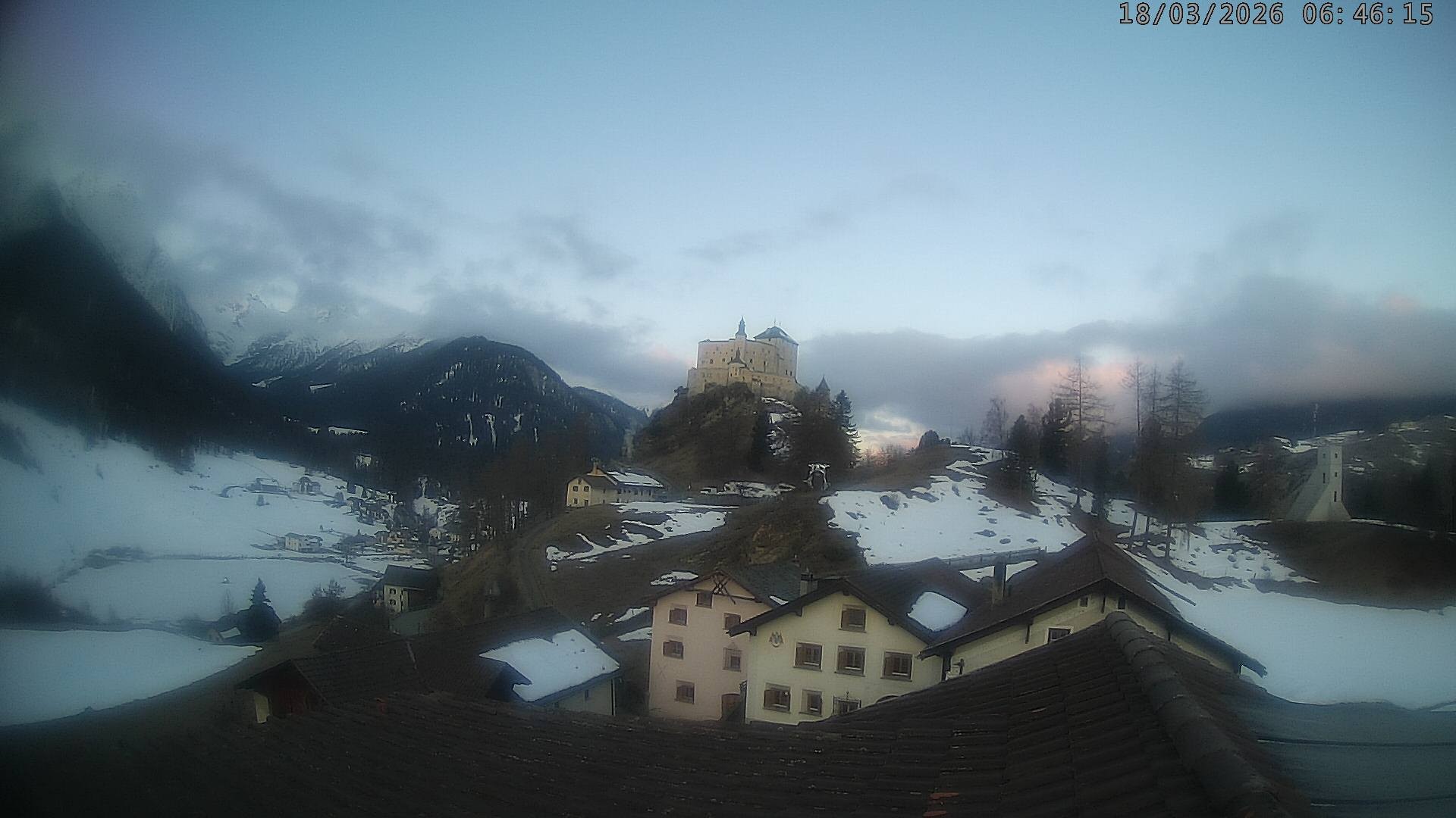 Archived image Webcam Tarasp Castle, Grisons