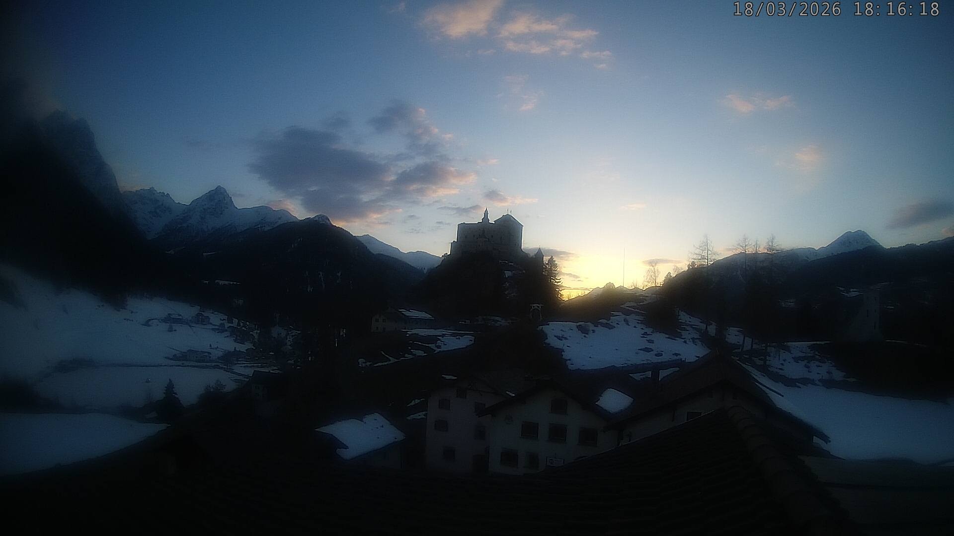 Archived image Webcam Tarasp Castle, Grisons