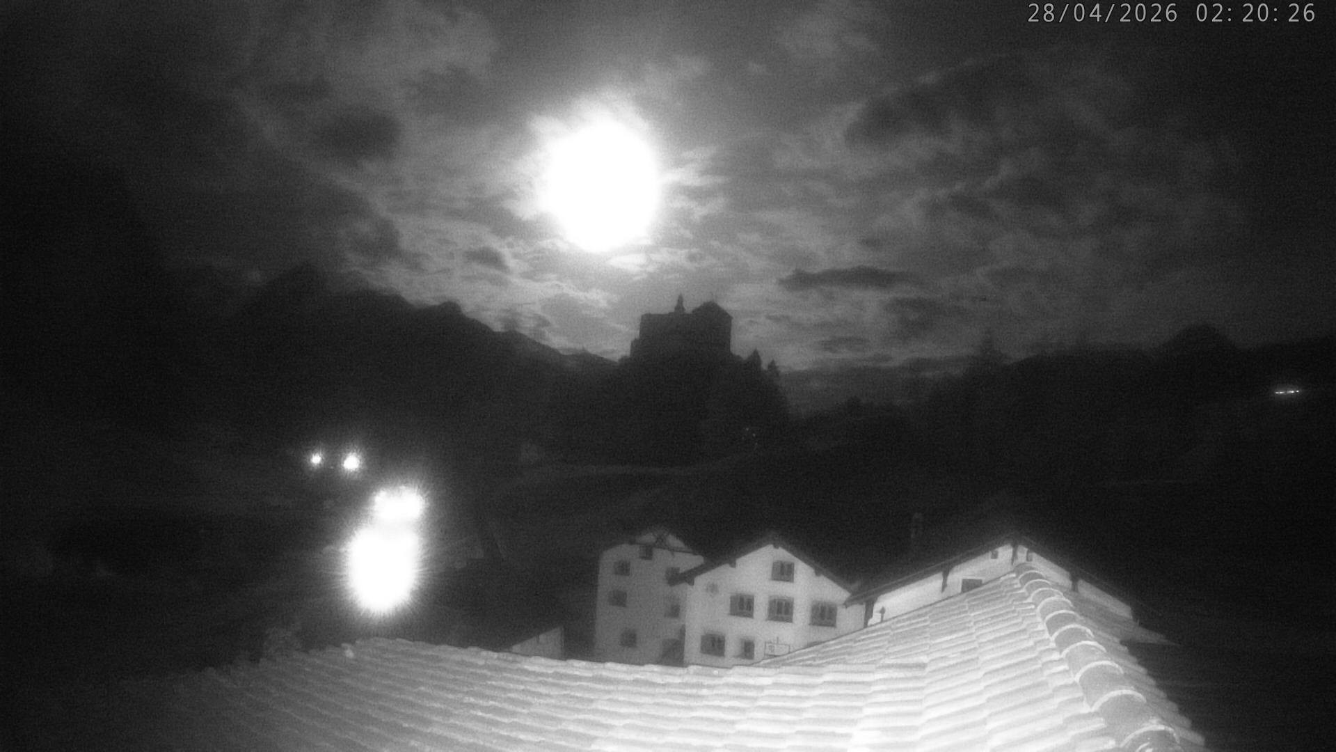 Archiv Foto Webcam Schloss Tarasp, Graubünden