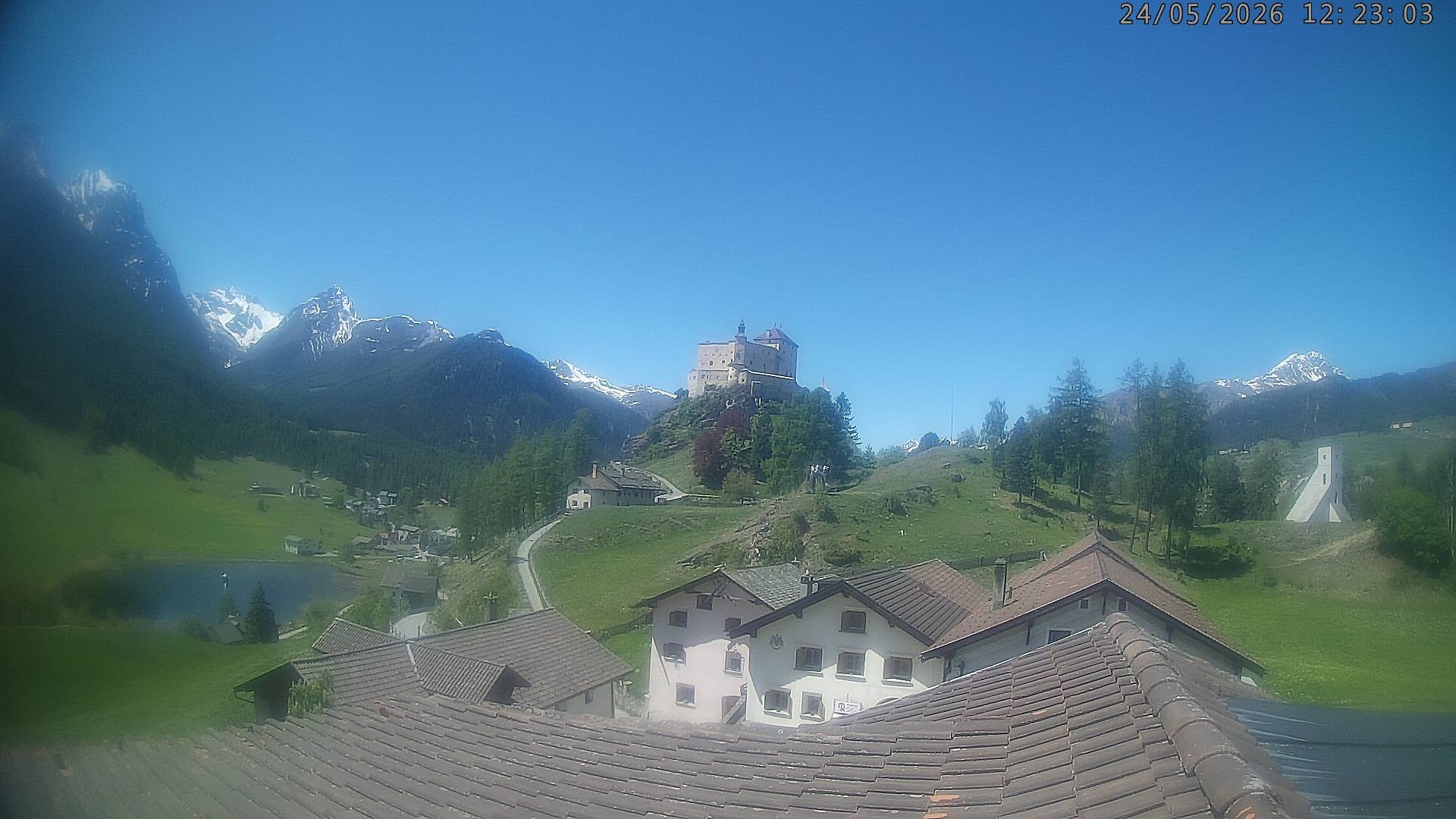 Archiv Foto Webcam Schloss Tarasp, Graubünden