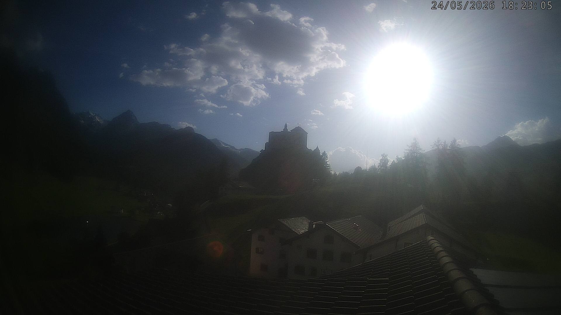 Archiv Foto Webcam Schloss Tarasp, Graubünden
