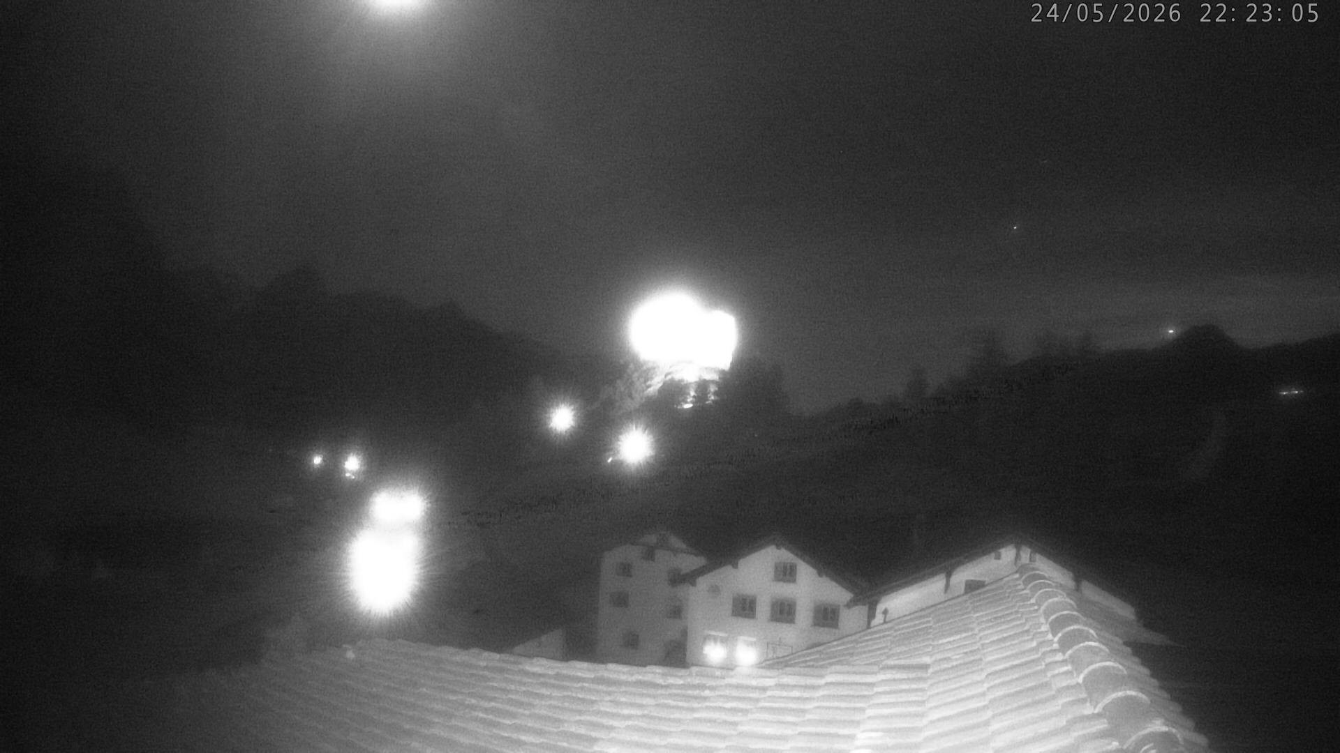 Archiv Foto Webcam Schloss Tarasp, Graubünden