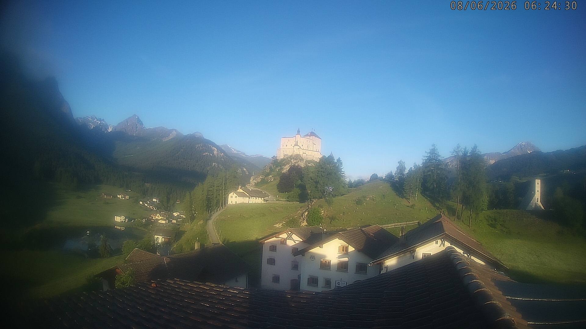 Archived image Webcam Tarasp Castle, Grisons