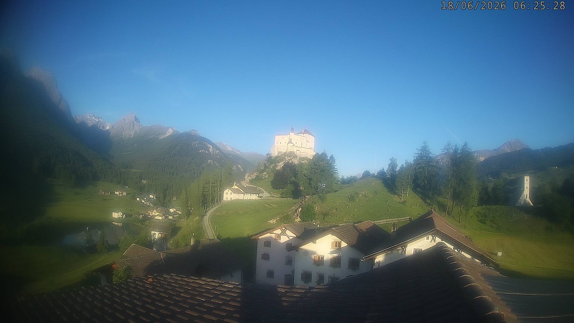 Archiv Foto Webcam Schloss Tarasp, Graubünden