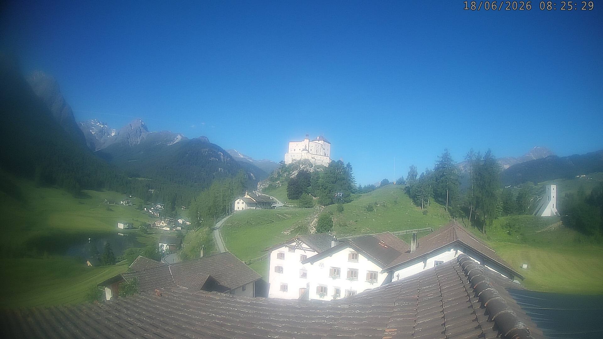 Archiv Foto Webcam Schloss Tarasp, Graubünden
