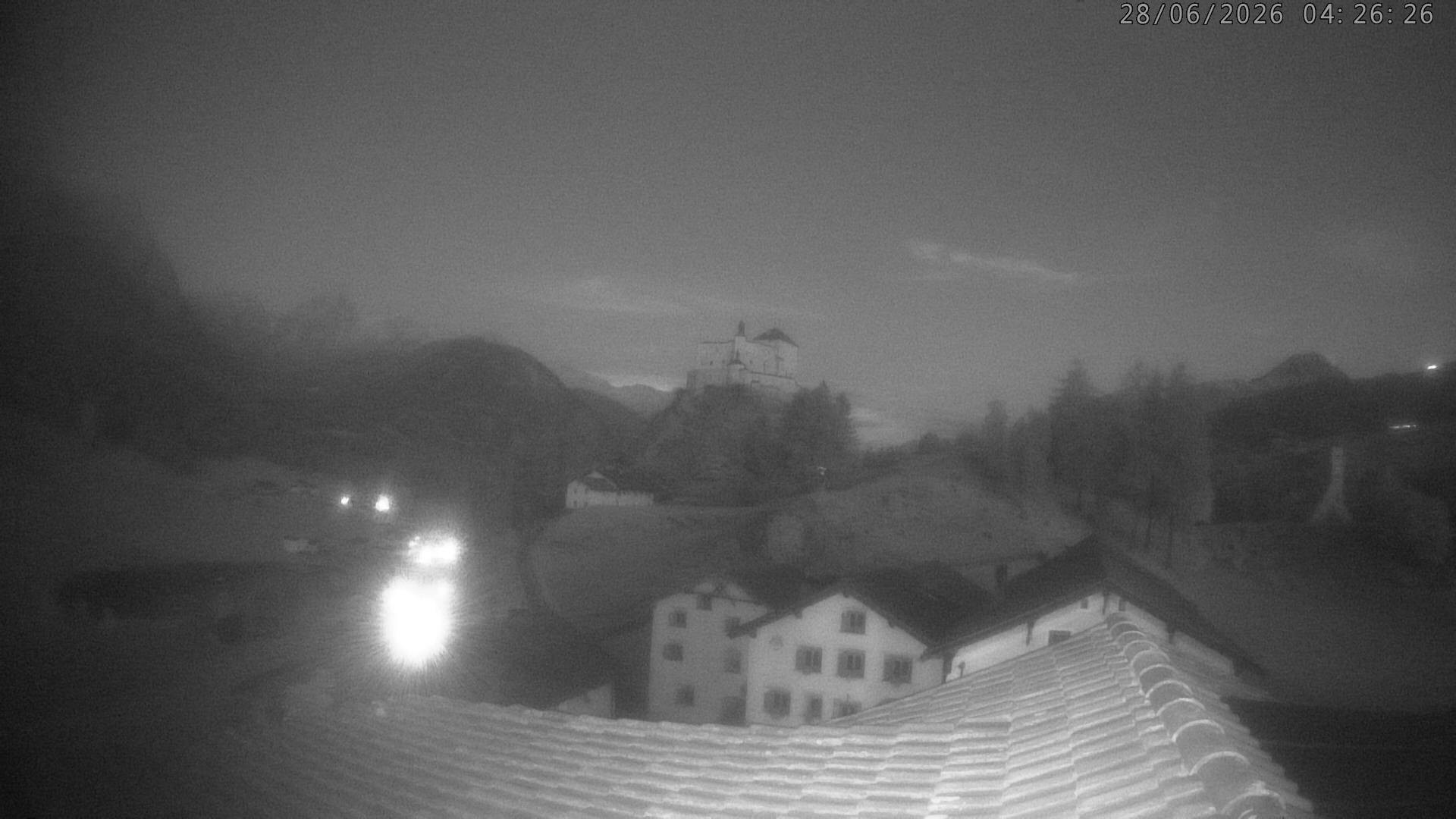 Archiv Foto Webcam Schloss Tarasp, Graubünden