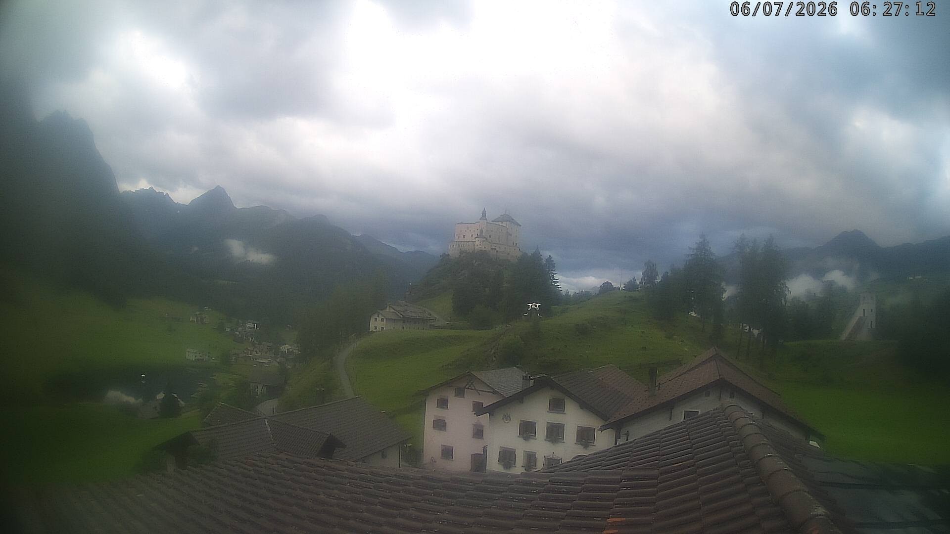 Archived image Webcam Tarasp Castle, Grisons