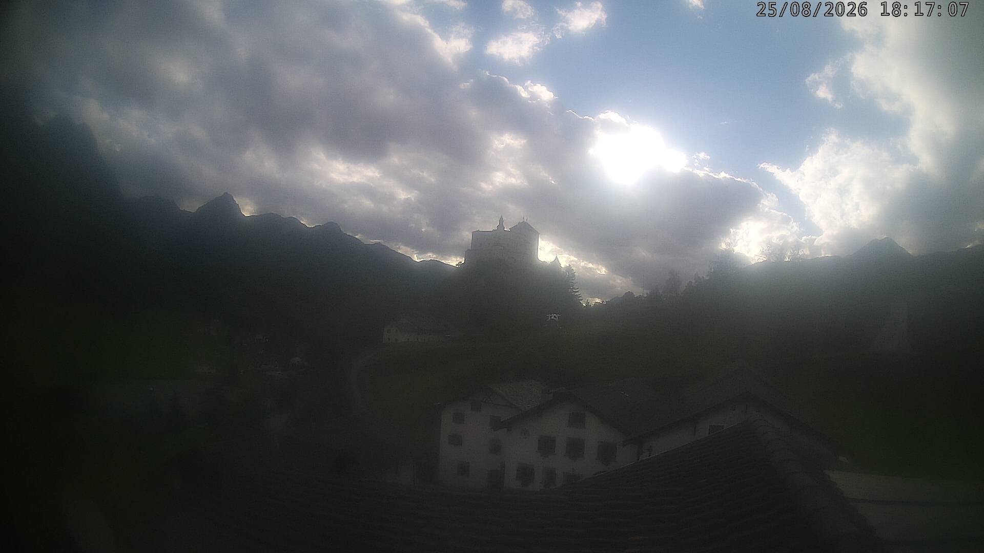 Archived image Webcam Tarasp Castle, Grisons