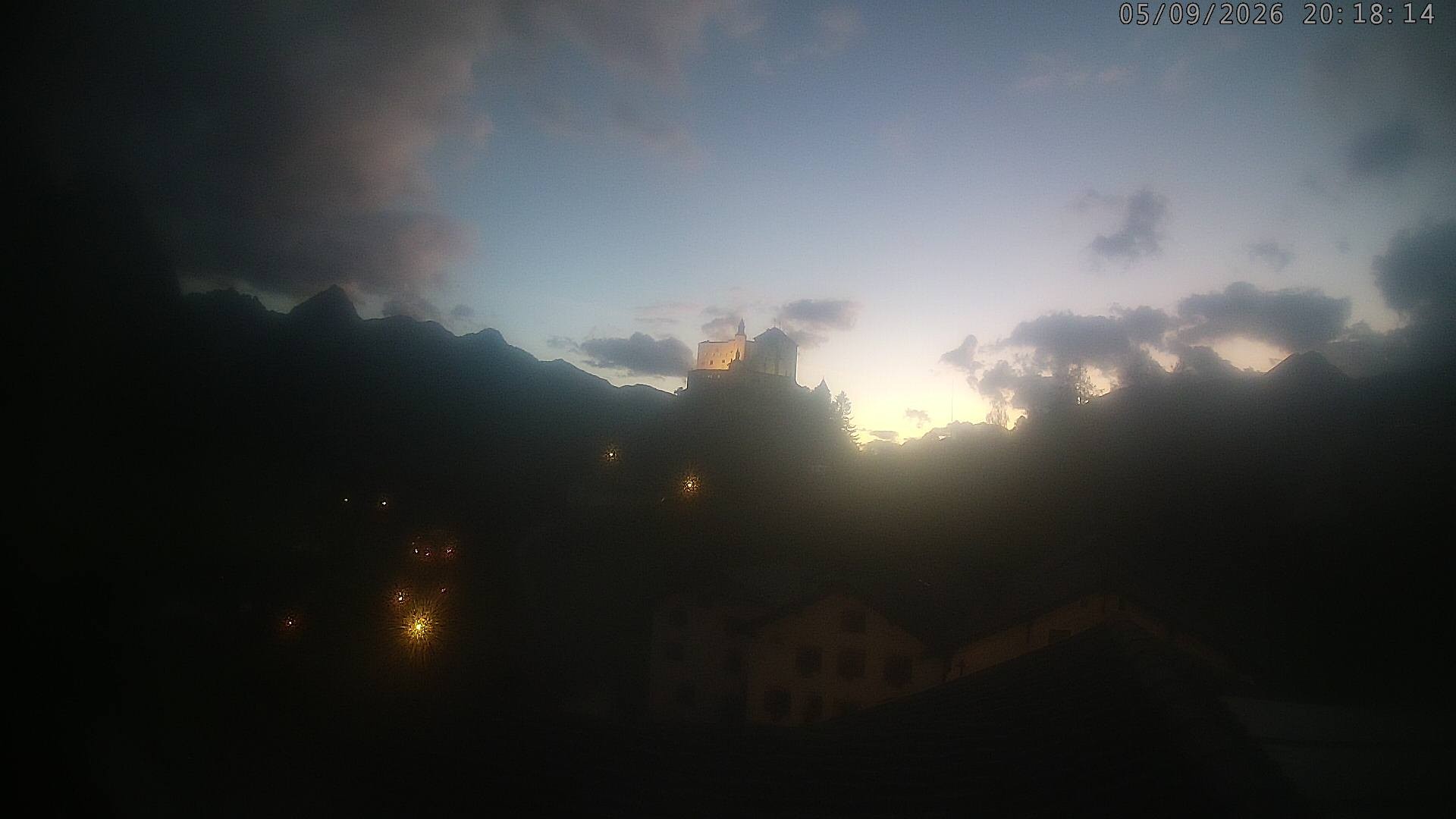Archiv Foto Webcam Schloss Tarasp, Graubünden