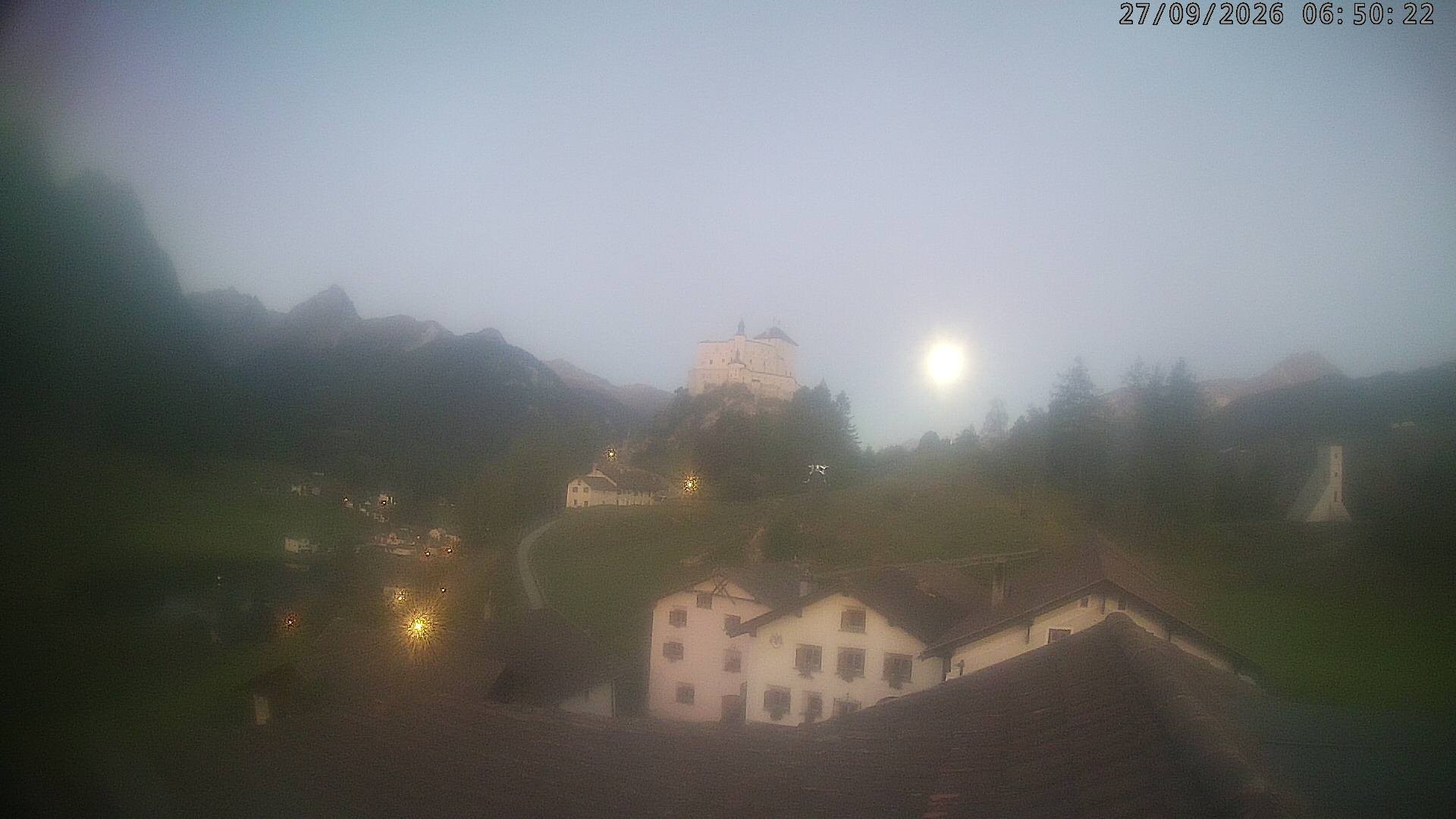 Archiv Foto Webcam Schloss Tarasp, Graubünden