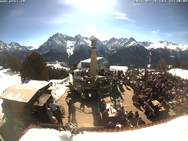 Archived image Webcam Scuol: mountain station chairlift "Prui", Ftan