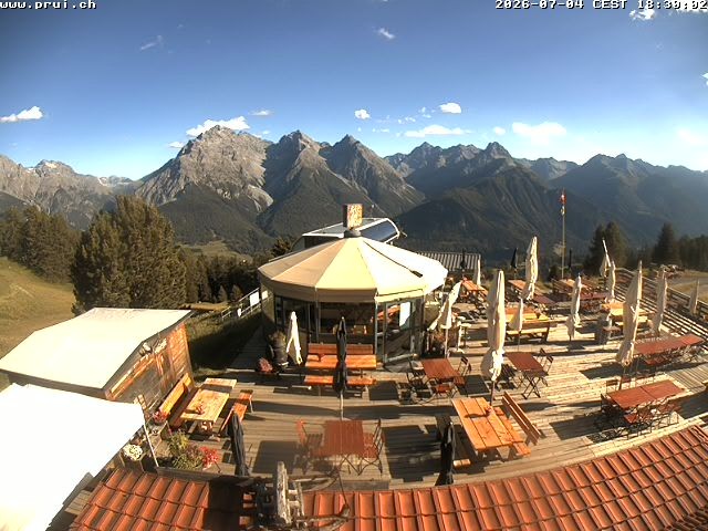 Archived image Webcam Scuol: mountain station chairlift "Prui", Ftan