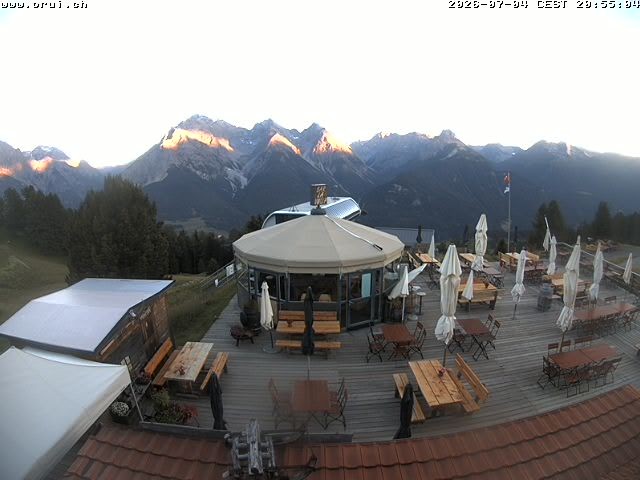 Archived image Webcam Scuol: mountain station chairlift "Prui", Ftan